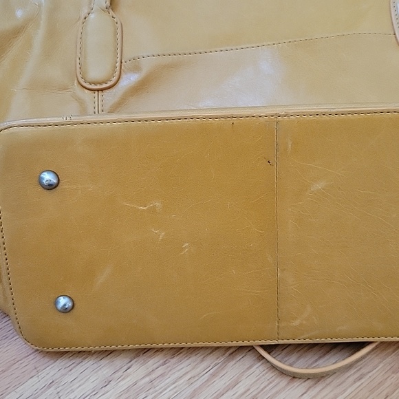 HOBO Handbag - Picture 7 of 10